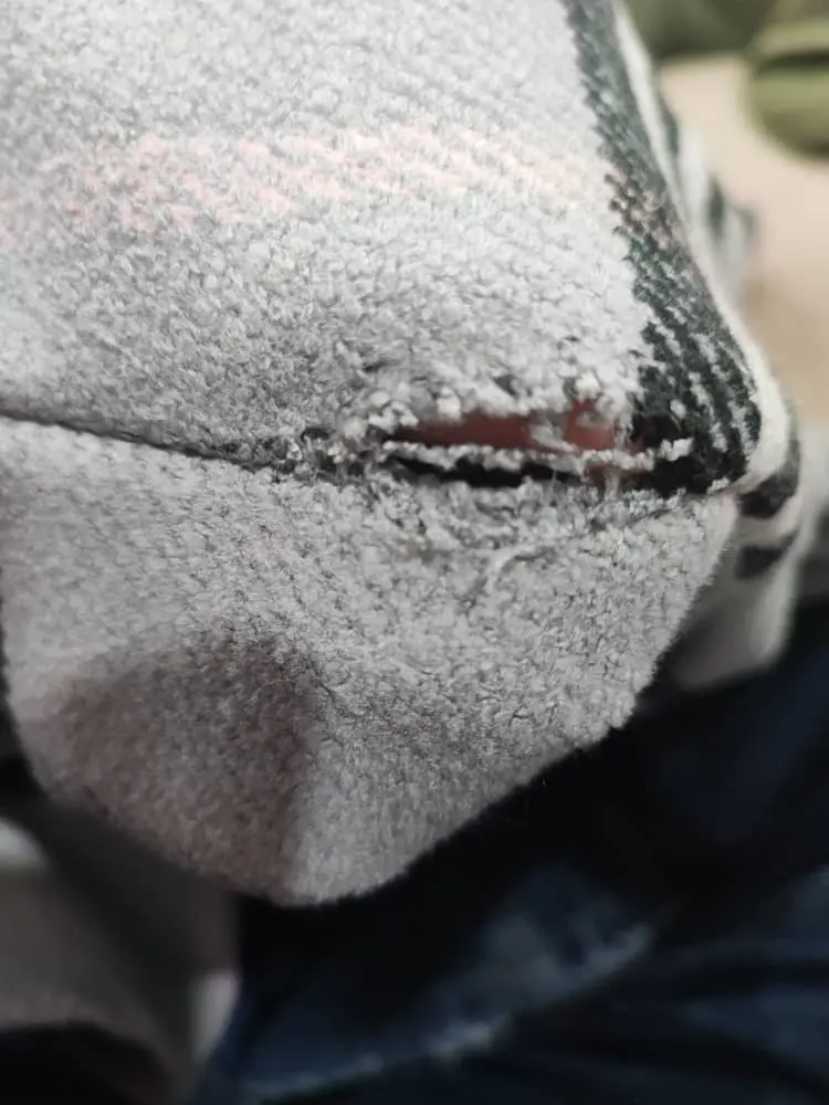 3675-شکت کلاهدار نسکافه (ایراد دار)